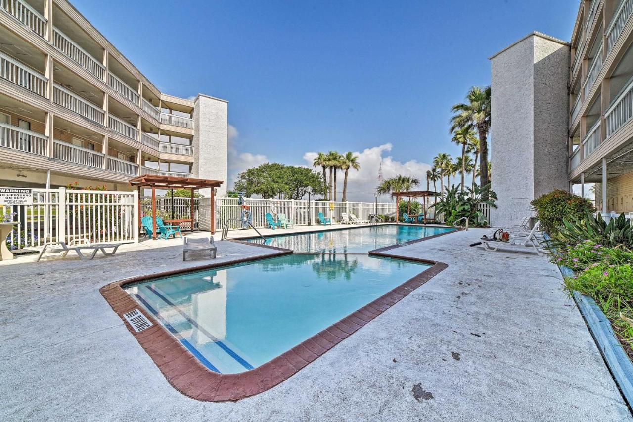 Corpus Christi Escape Pool And Direct Beach Access! Apartamento Exterior foto